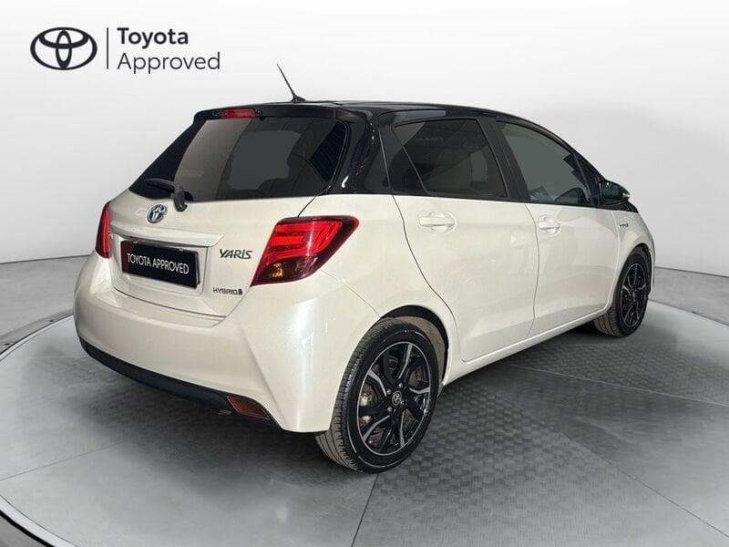 Toyota Yaris 1.5 Hybrid 5 porte Trend "Platinum Edition"