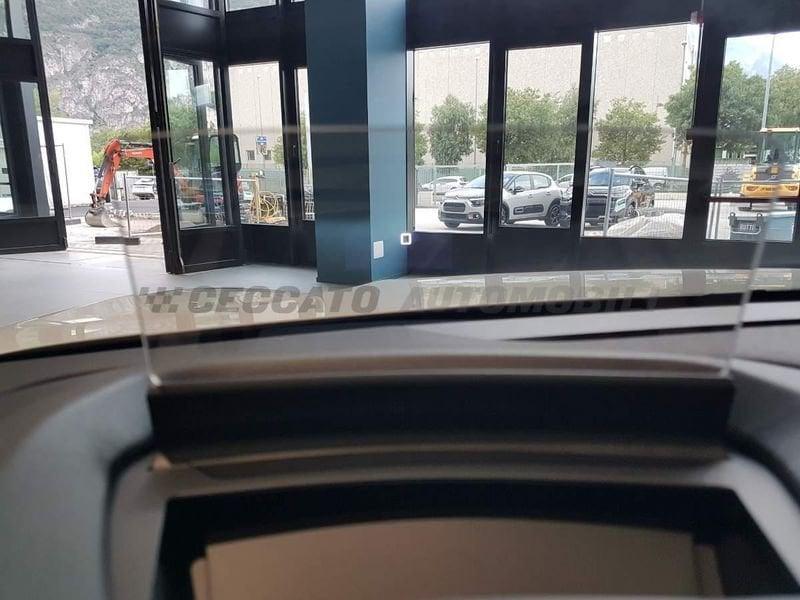 Citroën e-C4 motore elettrico 136 CV Shine