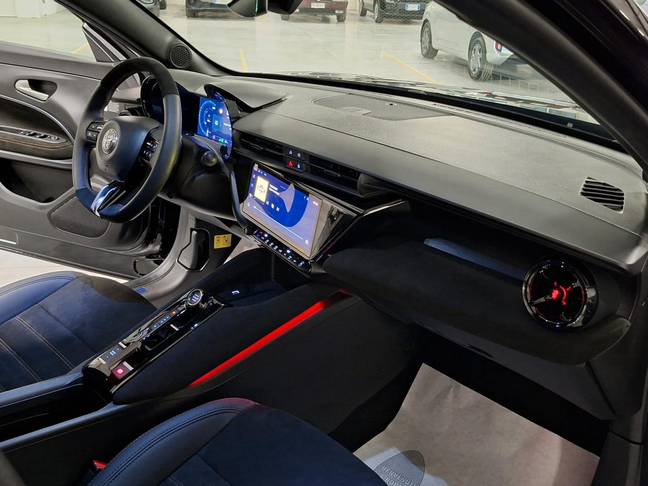 Alfa Romeo Junior 1.2 Turbo mhev Hybrid Intensa eDCT6 Km.0