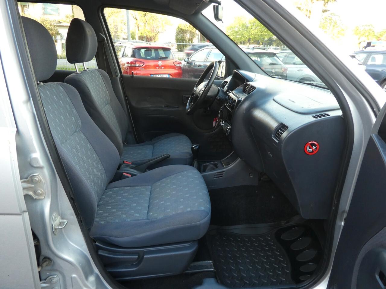 Daihatsu Terios 1.3i 16V cat 4WD SX OK NEOPATENTATI