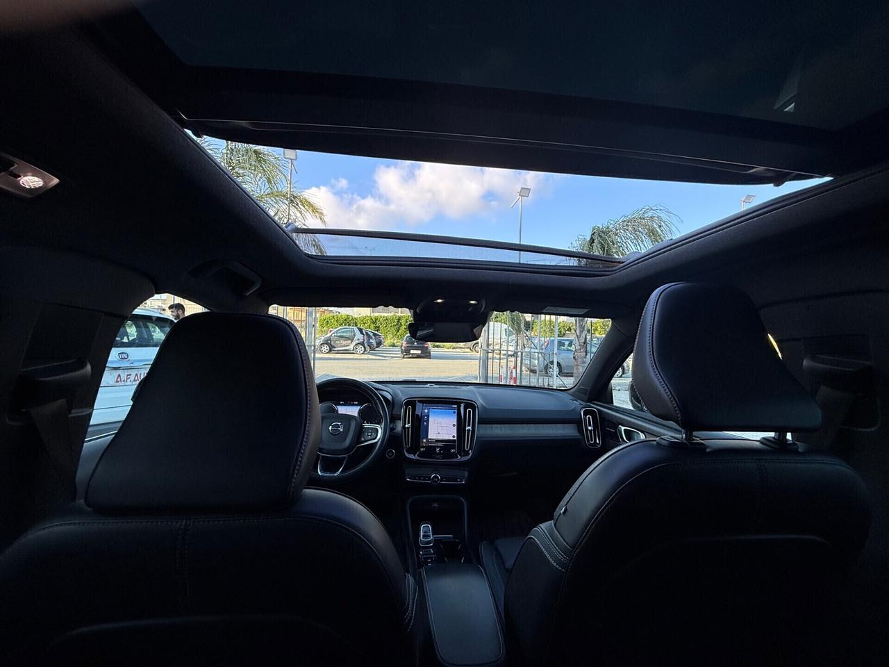 Volvo XC40 D4 AWD Geartronic R-design