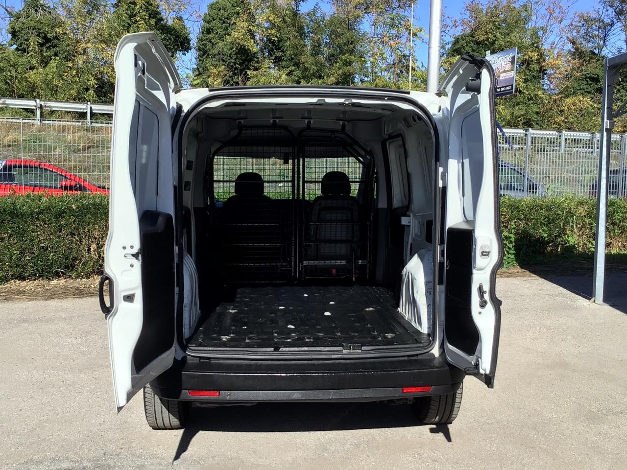 Fiat Doblo Doblò 1.6 MJT 105CV S&S PL-TN Cargo Maxi Business