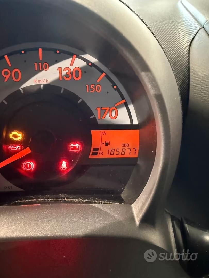 Toyota Aygo 1.0 -5 PORTE - UNICO PROPRIETARIO
