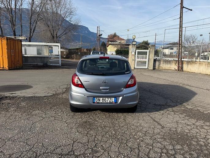 Opel Corsa 3ª serie 1.2 55 KW Cosmo