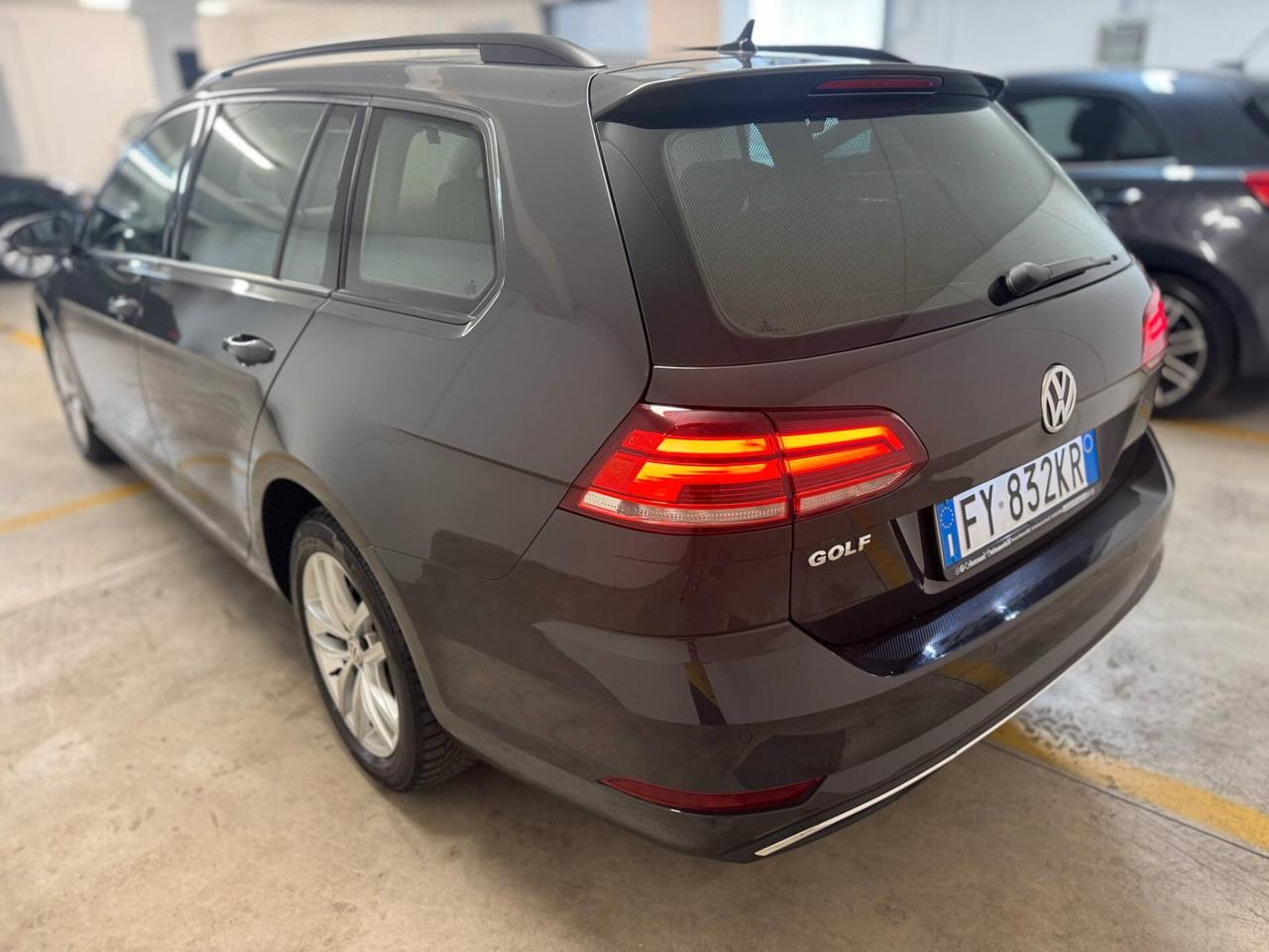 Volkswagen Golf Variant 1.6 TDI 115CV DSG 5p. Business BlueMotion Technology