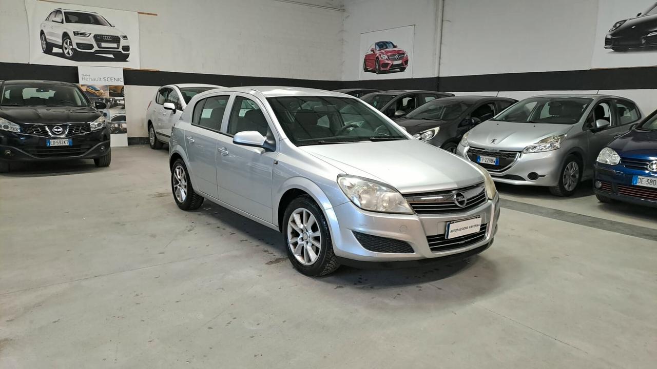 Opel Astra 1.7 CDTI 80CV 5 porte Club