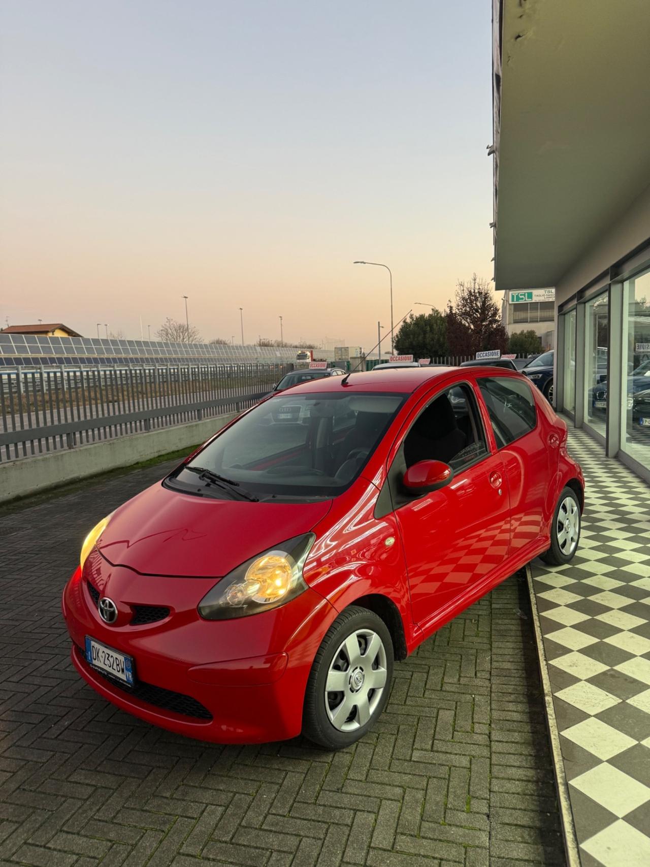 TOYOTA AYGO 1.0 I2V VVT-I 5P