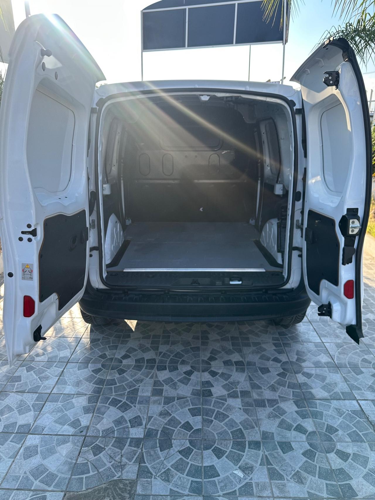 Renault Kangoo 1.5 Blue dCi 115CV Van Edition One