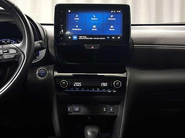 Toyota Yaris Cross 1.5 Hybrid 5p. E-CVT AWD-i Premiere