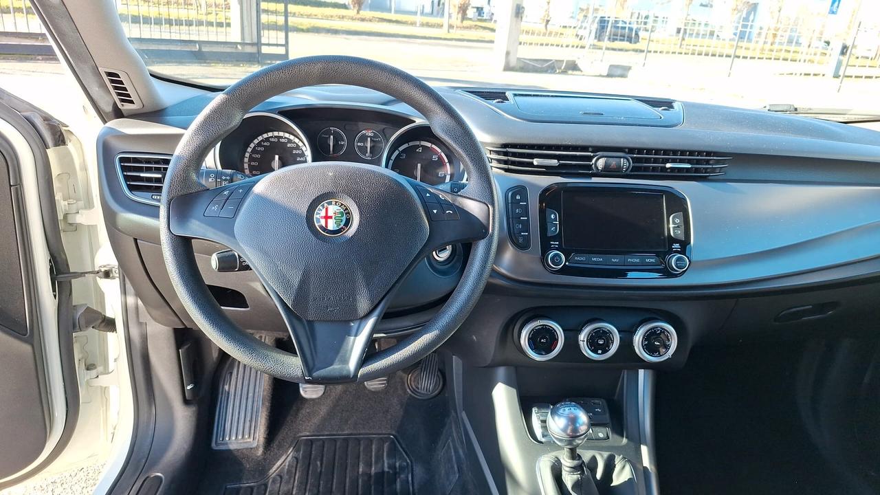 Alfa Romeo Giulietta 1.6 JTDm-2 120 CV Distinctive