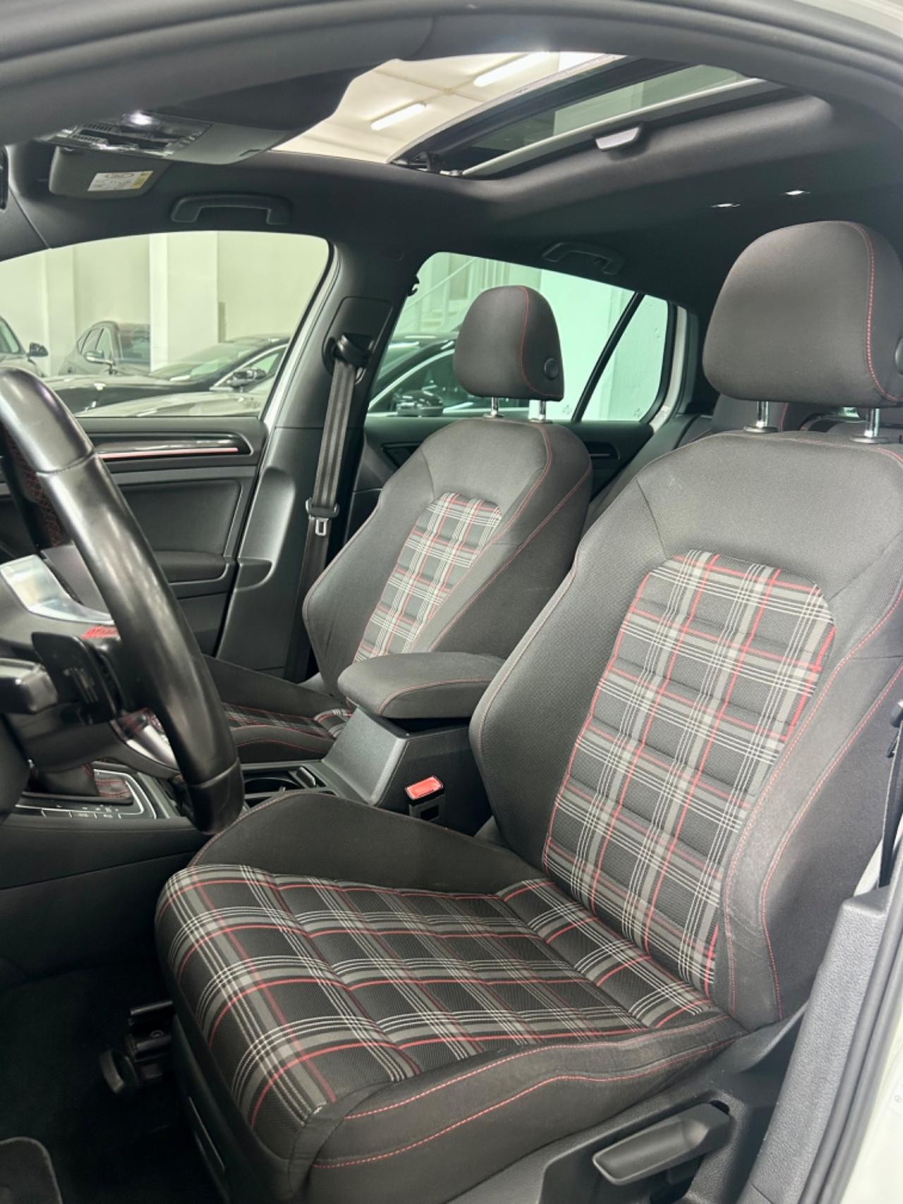 VW Golf 7 GTI 2.0 DSG tetto apribile FINANZIABILE