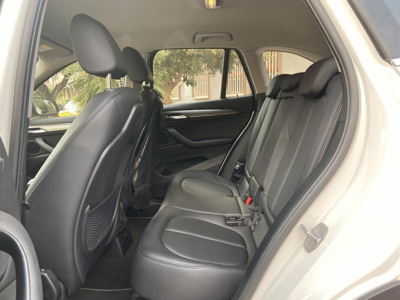 Bmw X1 sDrive18d xLine Auto