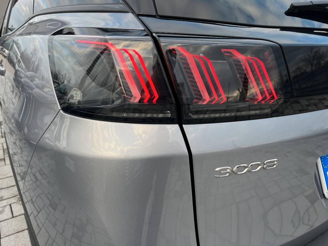 Peugeot 3008 II 1.5 bluehdi Allure Pack s&s 130cv eat8