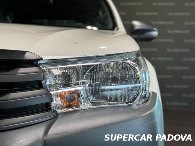 TOYOTA Hilux 2.4 D-4D 4WD 4 porte Double Cab