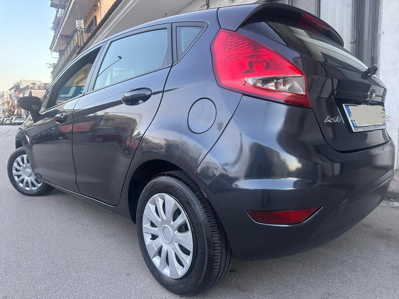 Ford fiesta 1.4 diesel anno 2010