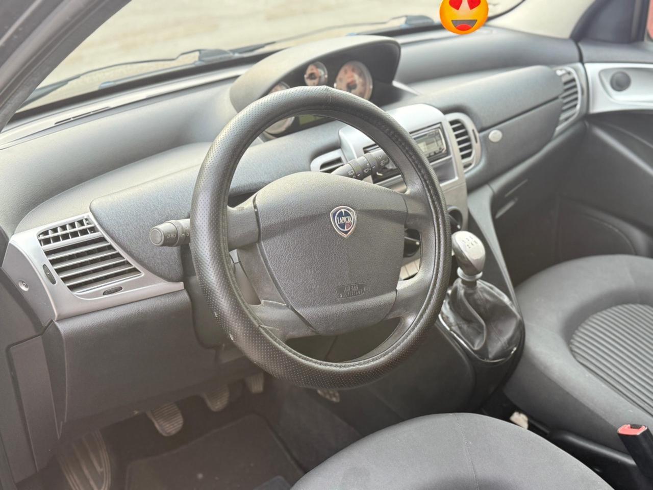 Lancia Ypsilon 1.2 Elle