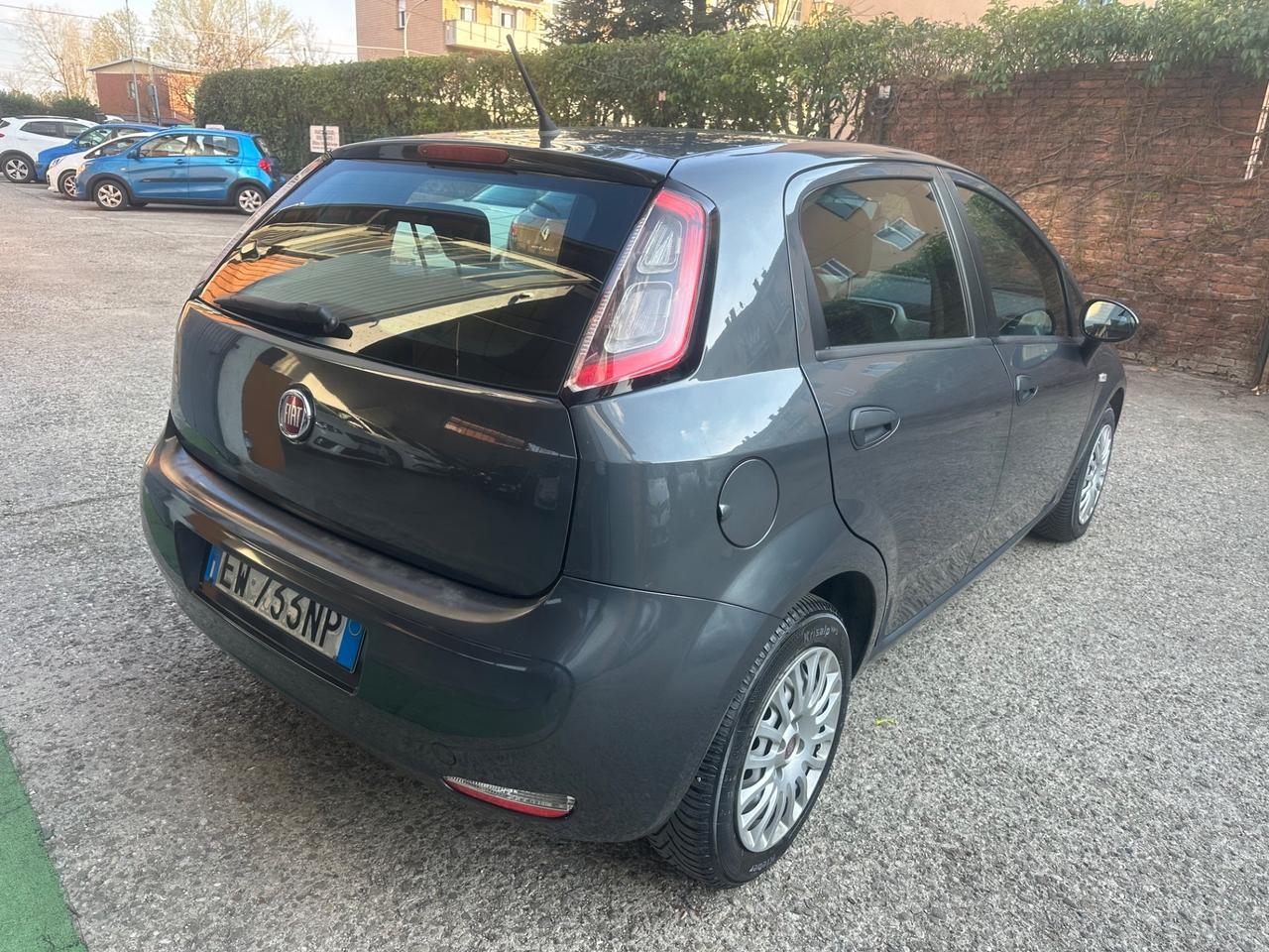 Fiat Punto 1.3 MJT II 75 CV 5 porte Lounge