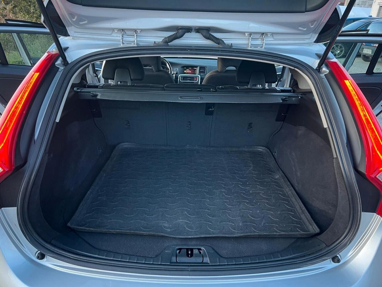 Volvo V60 D3 Geartronic Kinetic