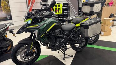 Benelli TRK 702 X!! CON TRIS DI VALIGIE IN ALLUMINIO!!