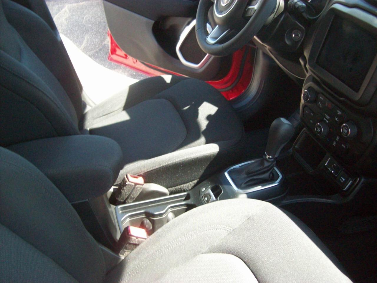Jeep Renegade 1.6 Mjt DDCT 120 CV Business