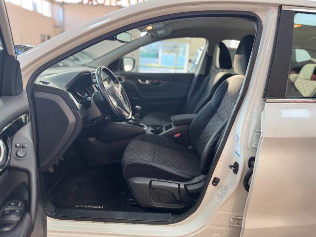 NISSAN Qashqai 1.2 DIG-T Acenta