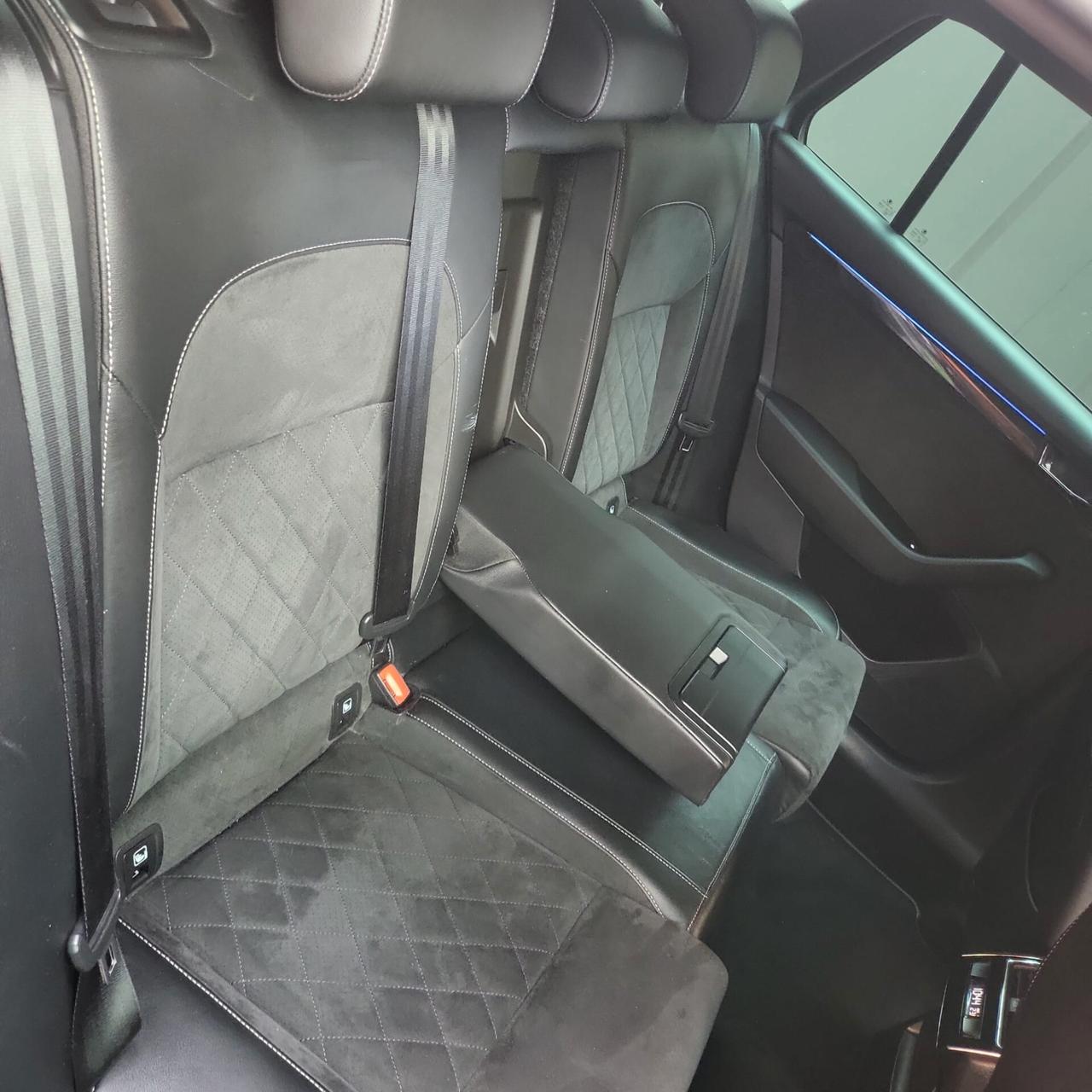Skoda Superb Super B 2.0 TDI 190CV SCR DSG Wegon laurin&klemant-statin wagon