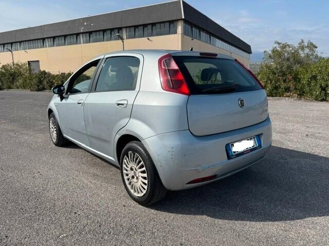 Fiat Grande Punto 1.3 MJT 75 CV 5 porte Dynamic