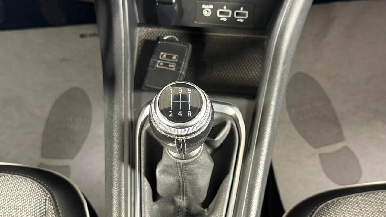 Renault Captur TCe 100 CV Intens