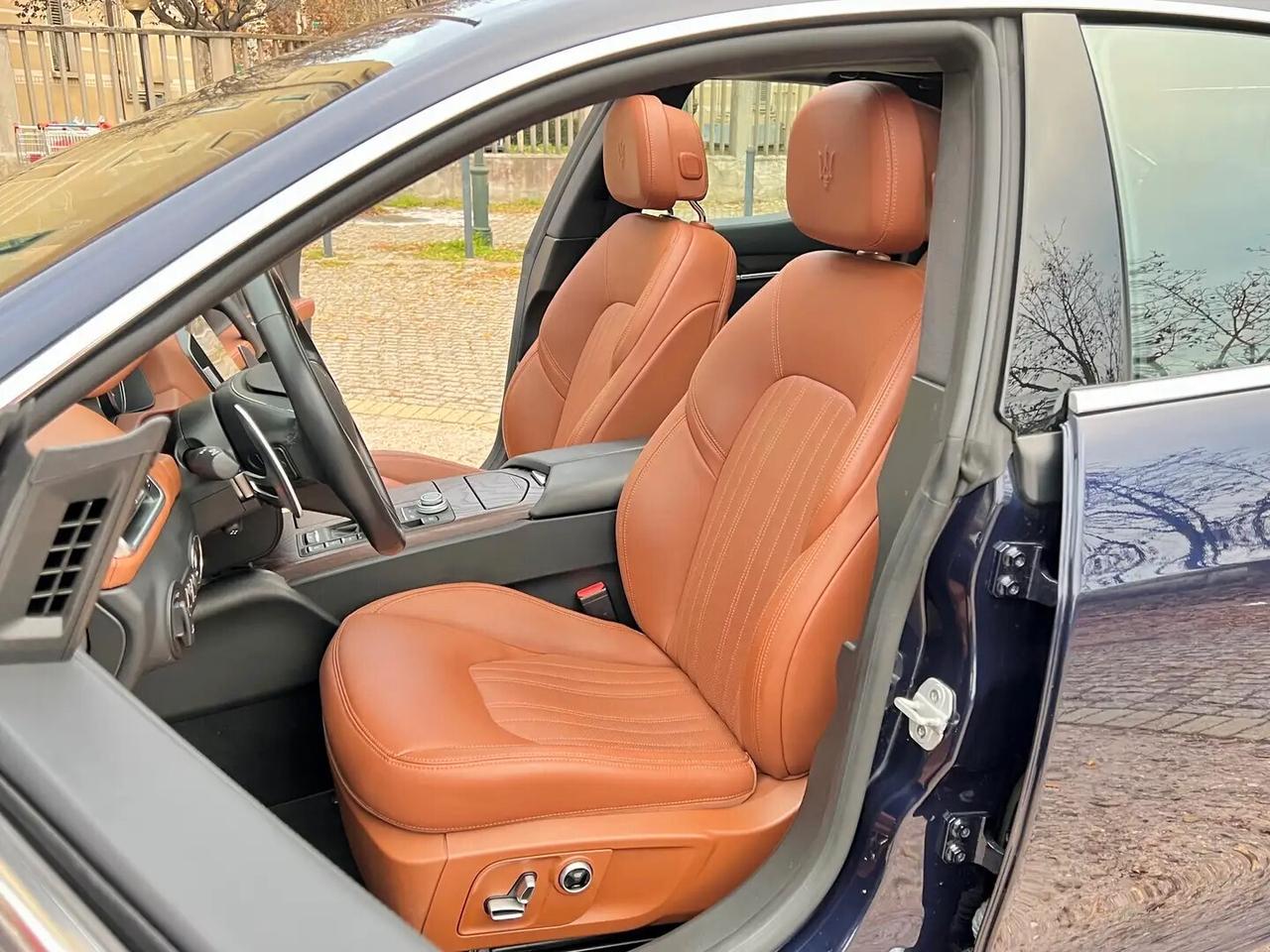 Maserati Ghibli V6 430 CV Q4 Granlusso