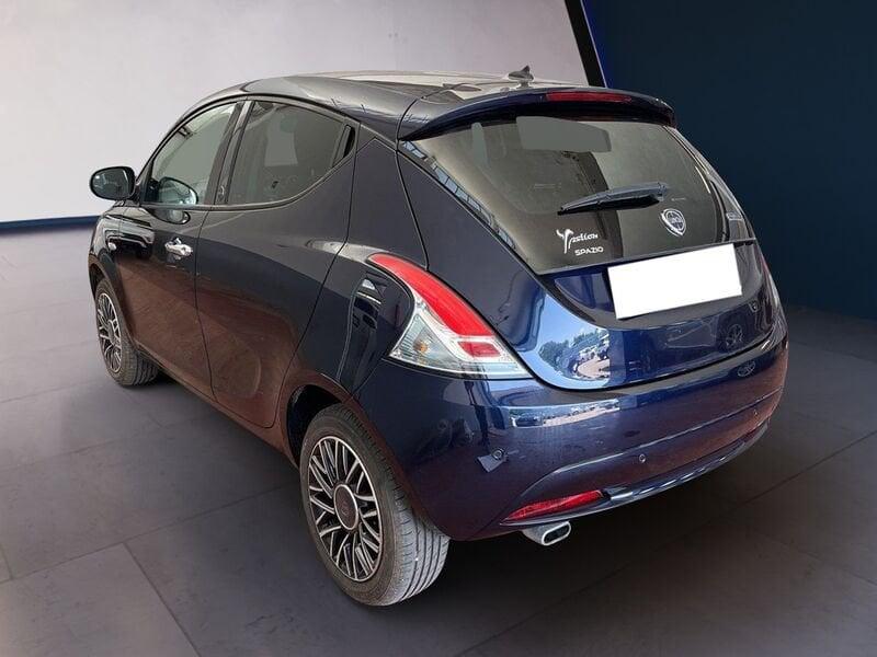Lancia Ypsilon III 2015 1.0 hybrid Gold s&s 70cv