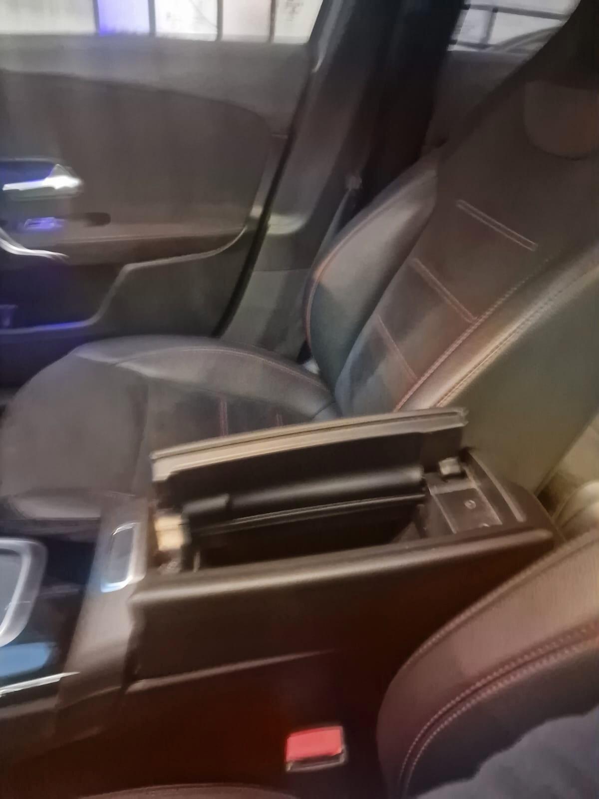 Mercedes-benz A 180 d Automatic AMG Line Premium Plus