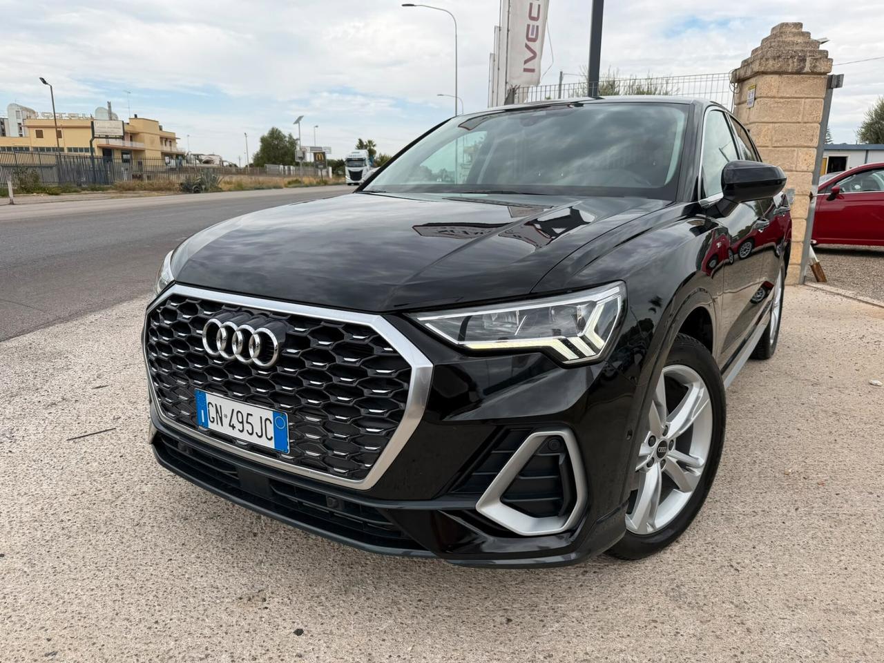 Audi Q3 SPB 35 TDI S tronic Identity Black
