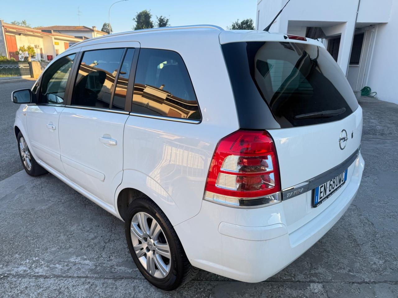 Opel Zafira 1.6 Turbo Metano 2029 7 POSTI 2012