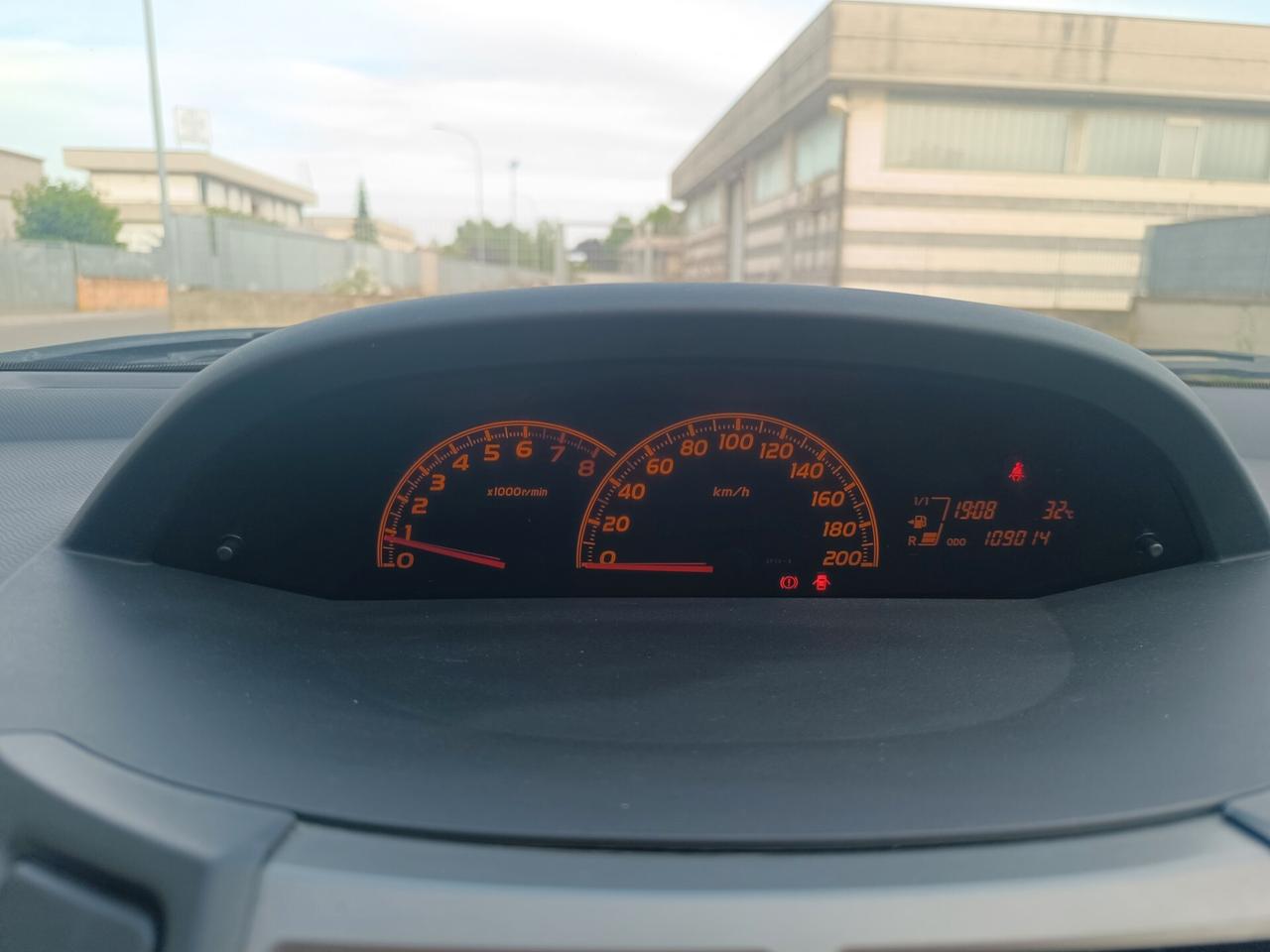 Toyota Yaris 1.0 5 porte SOLAMENTE 108.000 KM