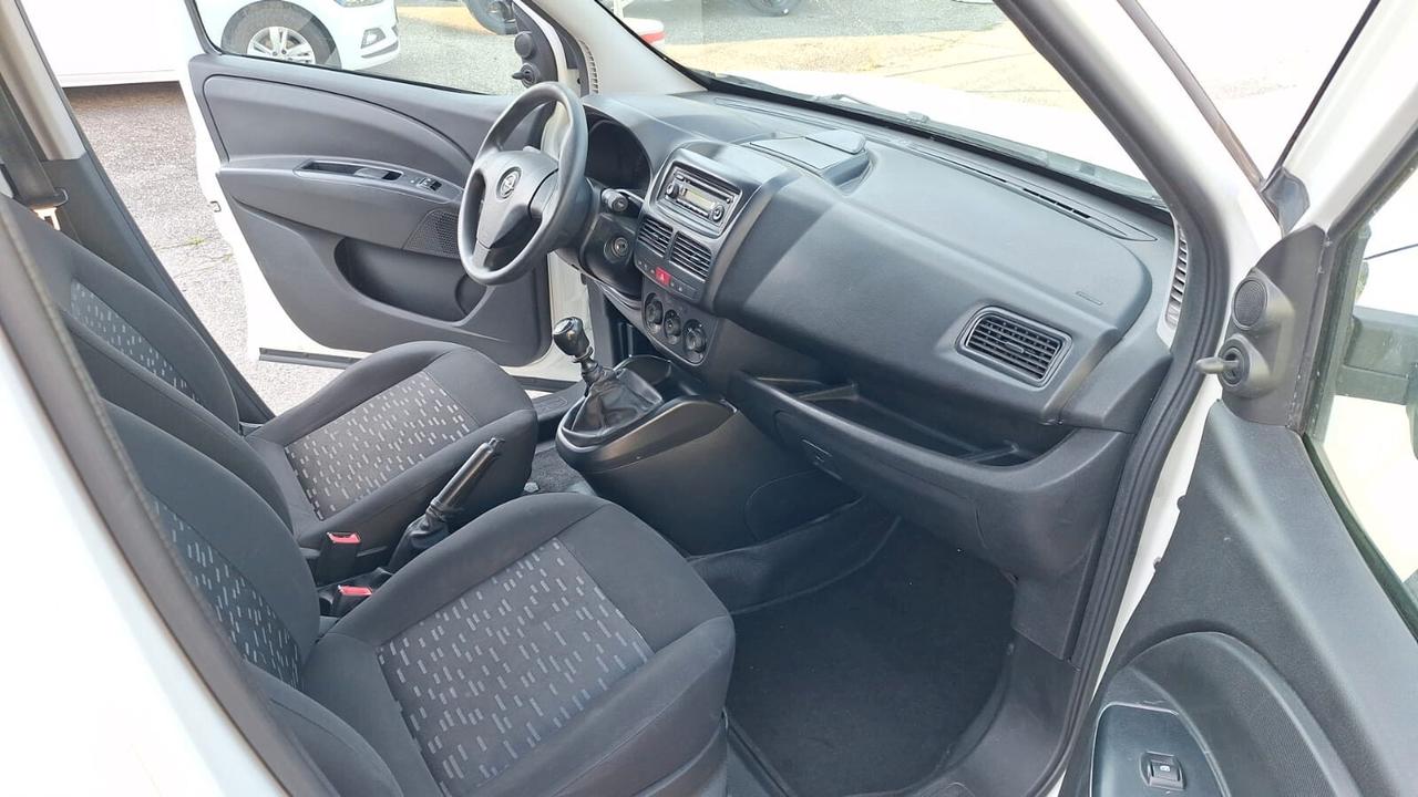 Opel Combo 1.4i 95CV PC-TN Van (750kg) E6