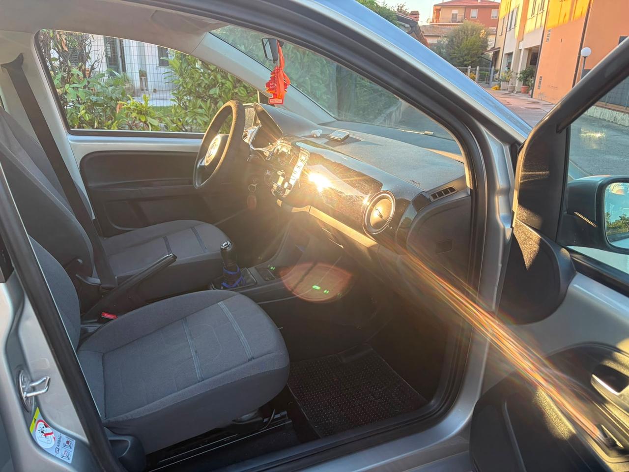 Volkswagen up! 1.0 5p. eco high BlueMotion Technology