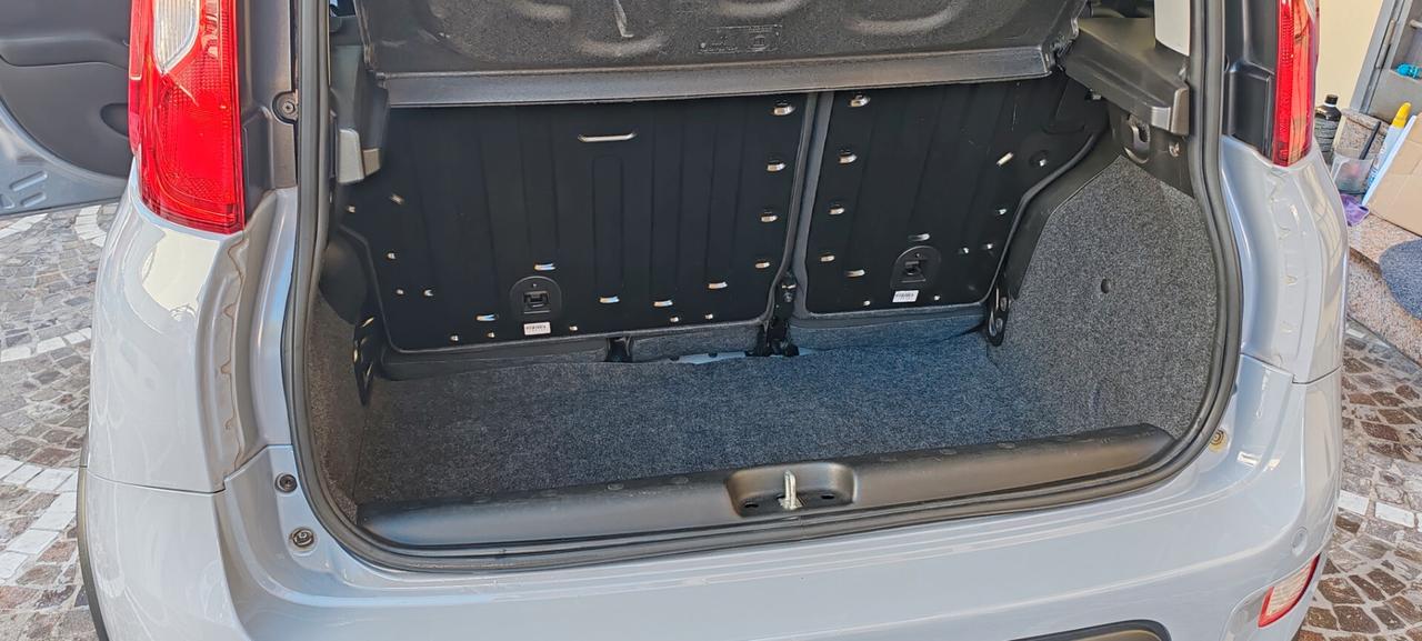 Fiat Panda 1.0 FireFly S&S Hybrid Sport