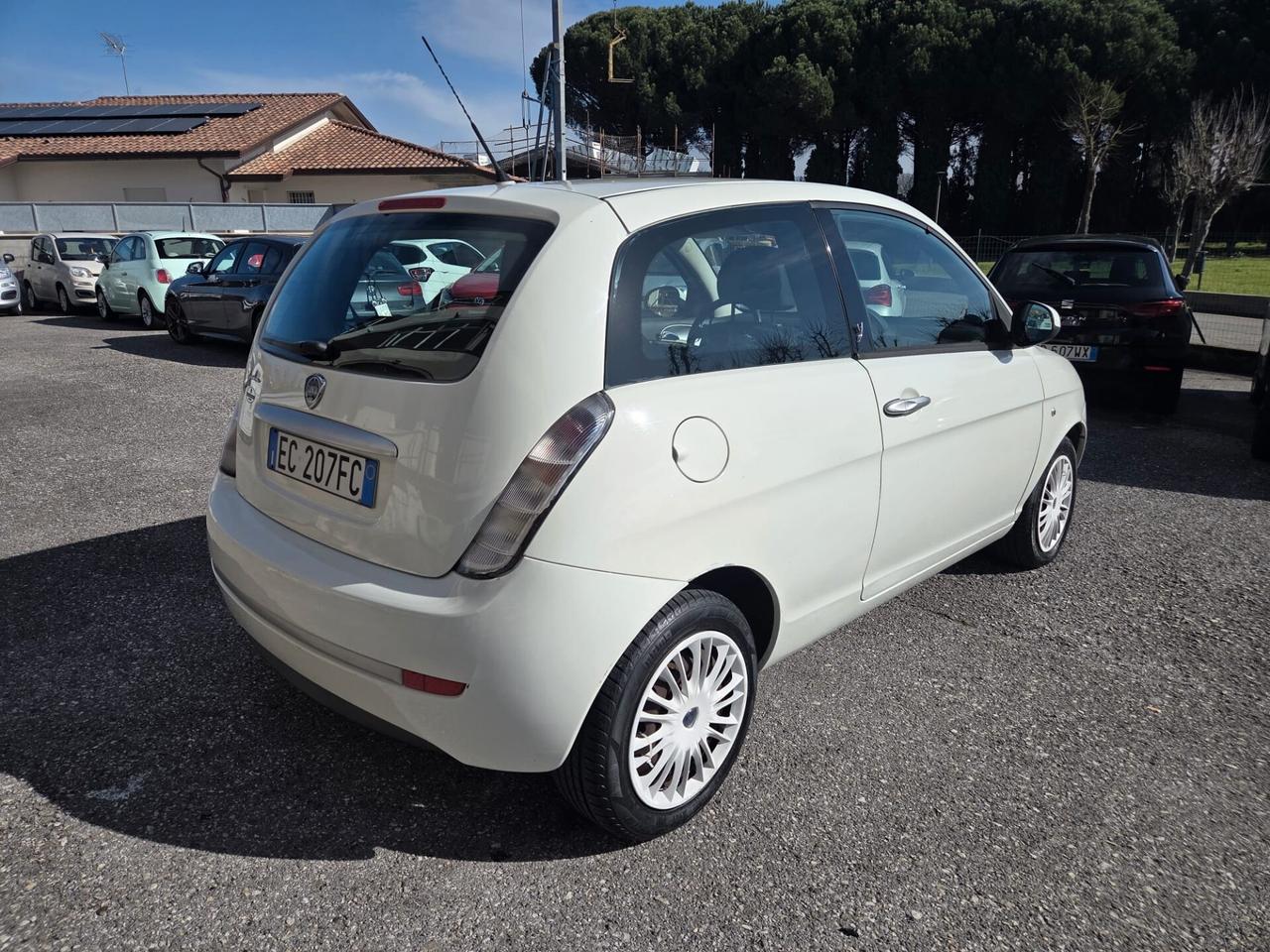 Lancia Ypsilon 1.2 Oro