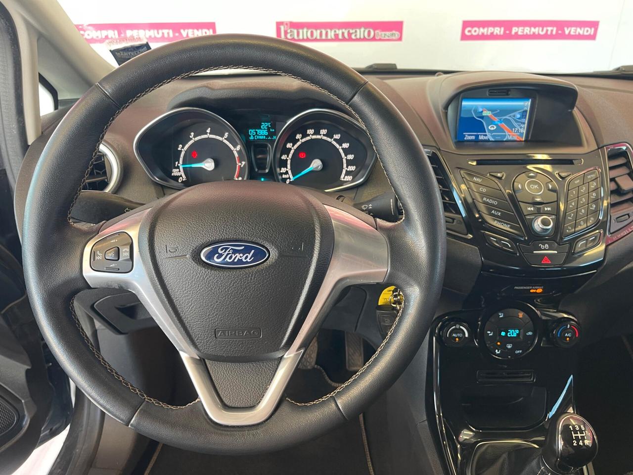 FORD Fiesta 6ª serie Fiesta 1.4 5p. Bz.- GPL T...