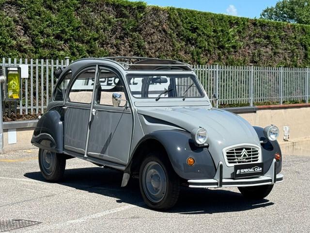 Citroen 2CV 6 Special "Charleston Style"