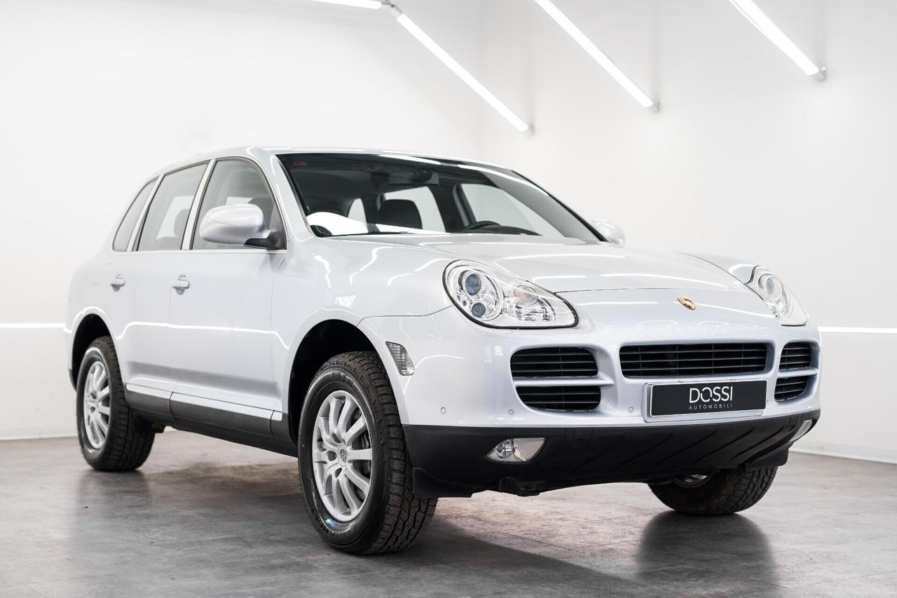 Porsche Cayenne 3.2 V6 --MANUALE--