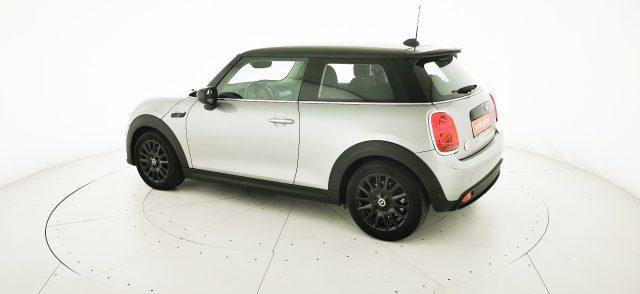 MINI Cooper SE Essential