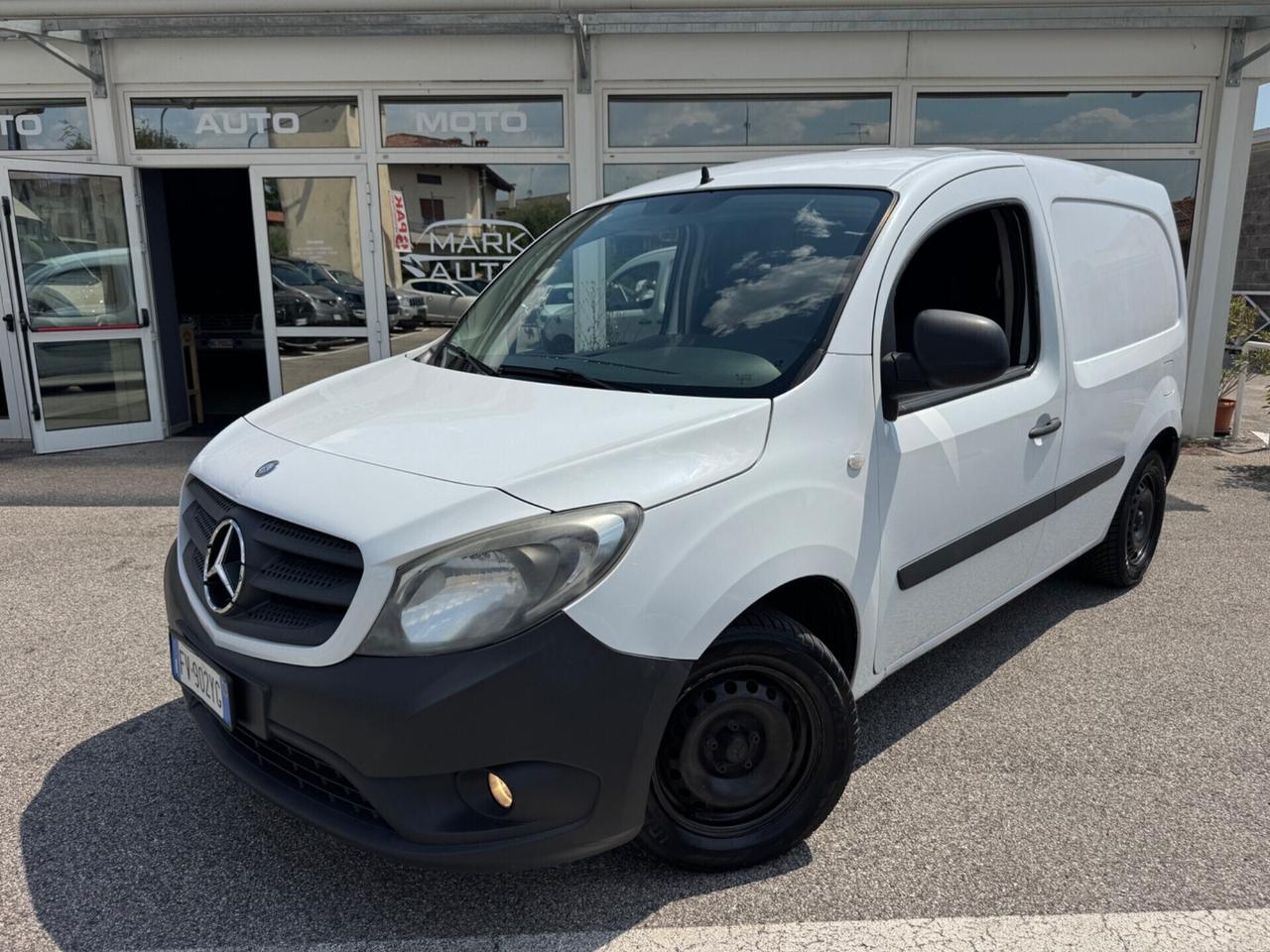 RENAULT Kangoo 1.5 dCi 90CV NETTO