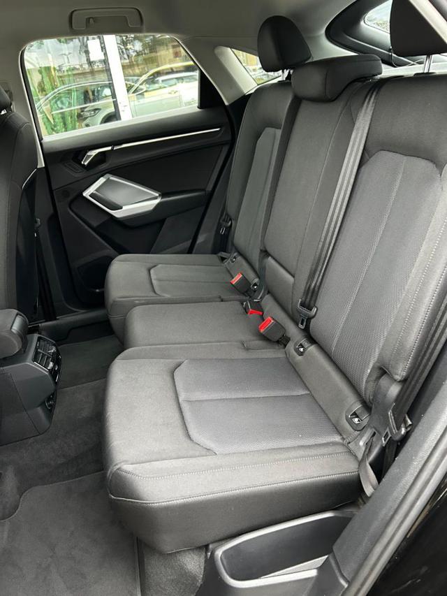 AUDI Q3 SPB 35 TDI S tronic Business Plus