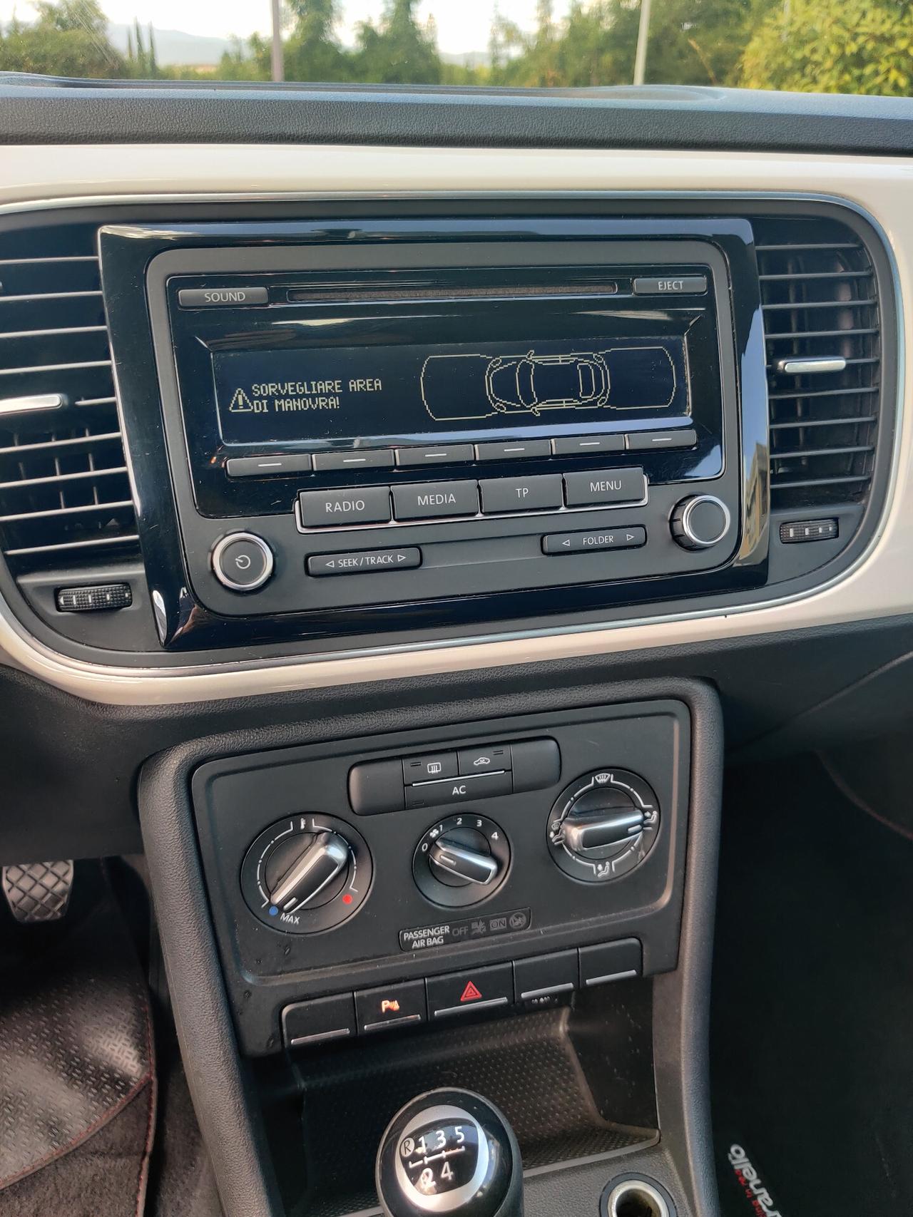 Volkswagen Maggiolino 1.6 TDI Design
