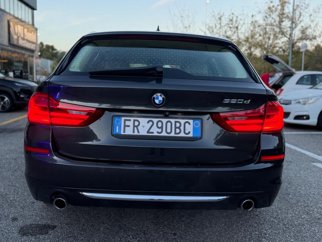 Bmw 520 520d xDrive Touring Luxury*Pelle*Navi