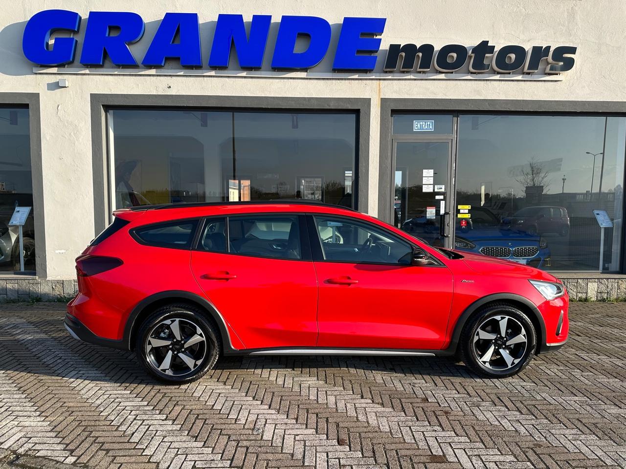 Ford Focus 1.0 EcoBoost Hybrid 125 CV SW ST-Line