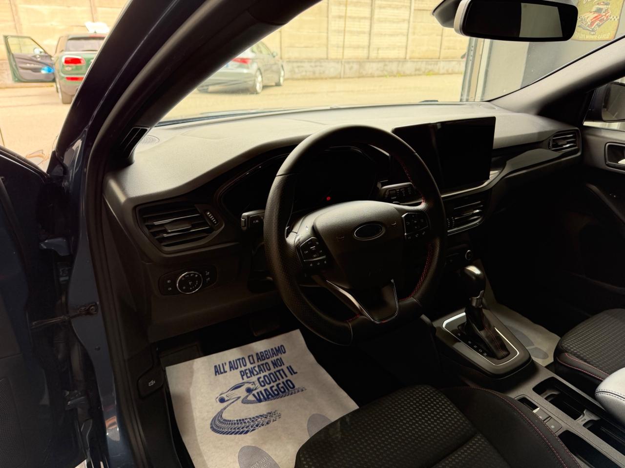 Ford Focus 1.0 EcoBoost Hybrid 125 CV SW ST-Line