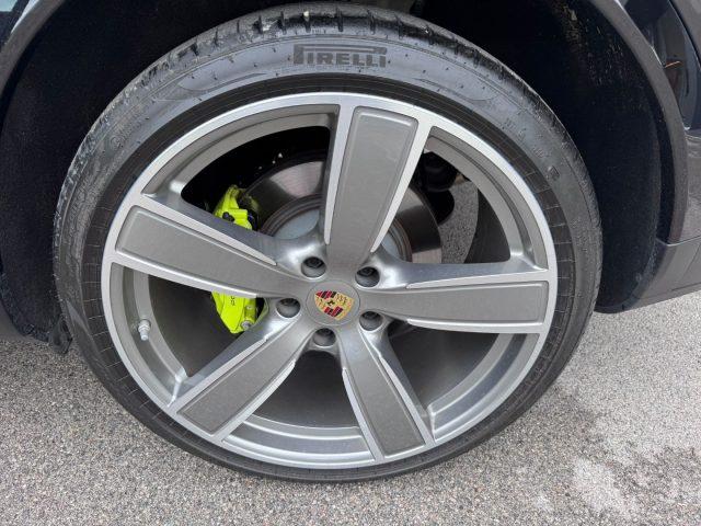 PORSCHE Cayenne Coupé 3.0 V6 E-Hybrid PASM PANO BOSE IVA ESPOSTA