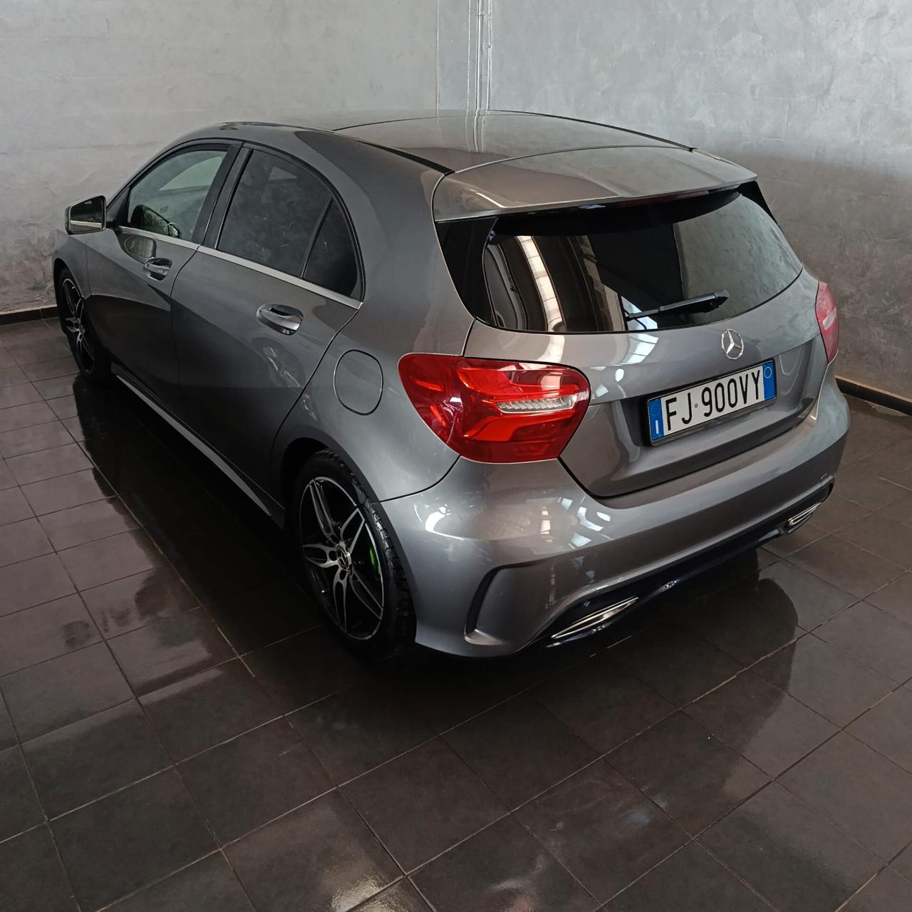 Mercedes-benz A 200D 4 MATIC AUTOMATICA NEOPATENTATI